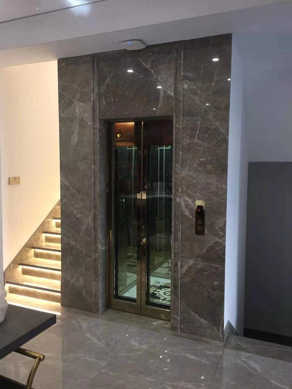 مصاعد المنازل